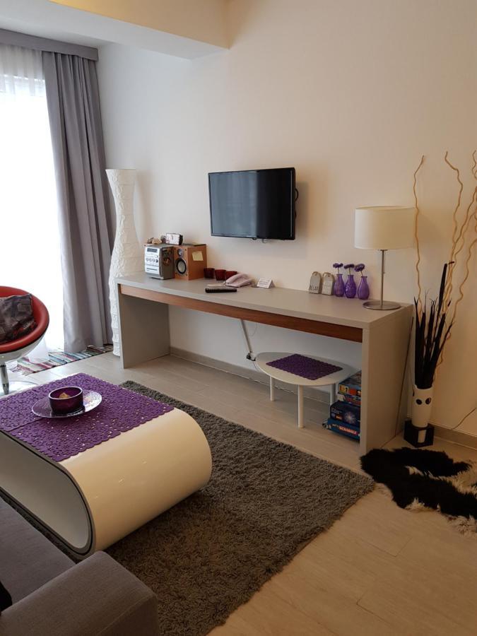 Apartament Czarna Gora Livigno Lägenhet Sienna  Exteriör bild